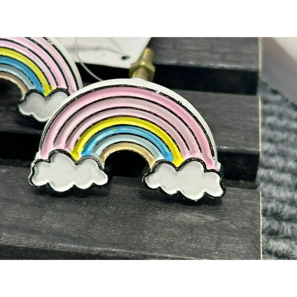 Set Of 6 Multicolor Rainbow Drawer Pulls With Clouds Metal Construction Decorati - Picture 4 of 6